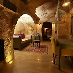 מלון Acropolis Cave אורגופ