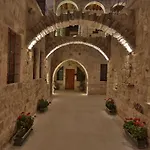 מלון Acropolis Cave אורגופ