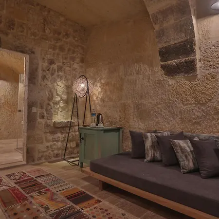 Acropolis Cave Hotel 4*