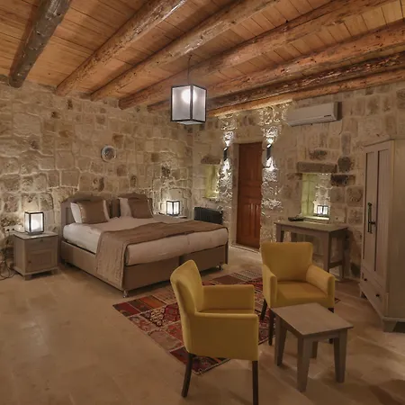 Acropolis Cave Hotel 3*
