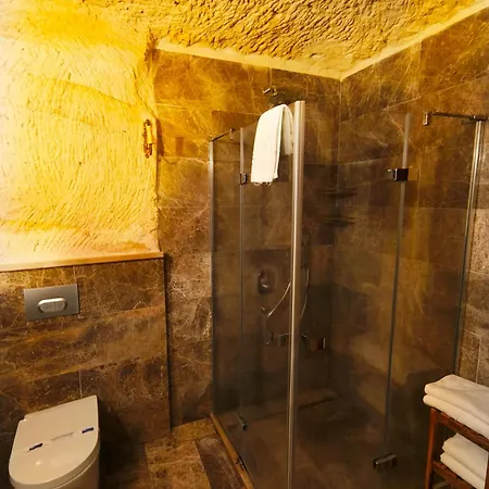 Acropolis Cave 3*