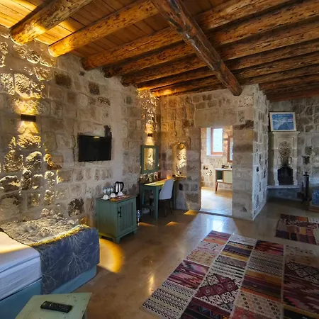 Acropolis Cave Hotel