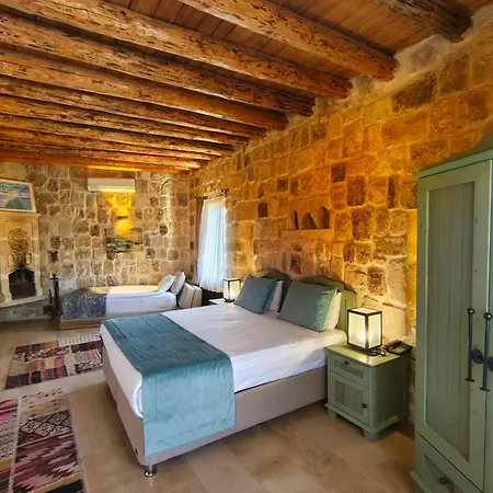 Acropolis Cave Hotel 3*