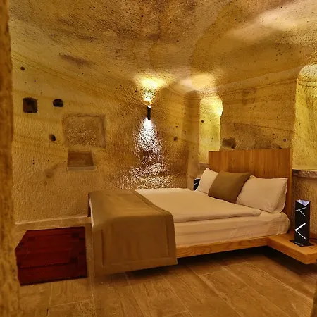 Hotel Acropolis Cave