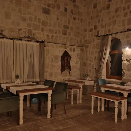 Acropolis Cave Hotel