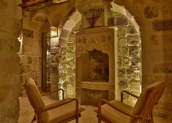 Acropolis Cave 4* 어굽