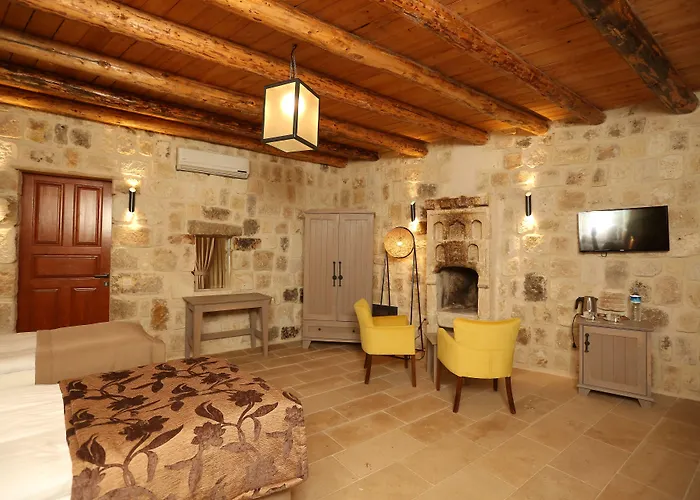 Hotel Acropolis Cave