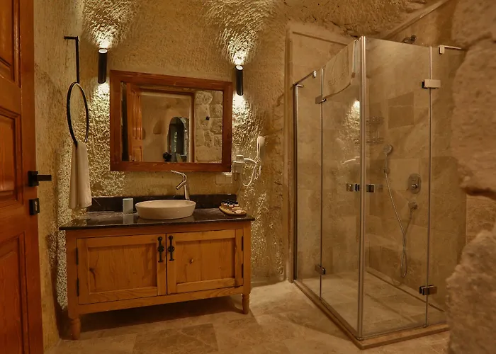 Acropolis Cave 4* 어굽