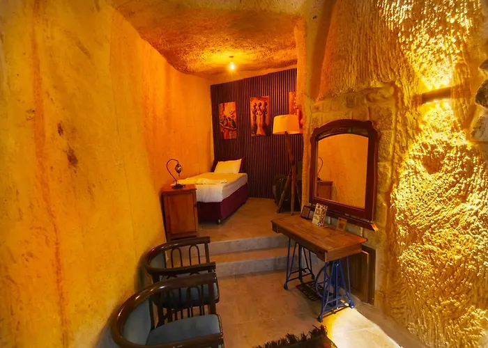 Acropolis Cave 호텔 어굽