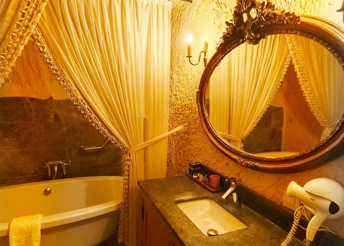 Acropolis Cave 호텔 어굽