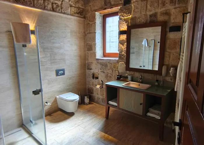 호텔 Acropolis Cave 어굽