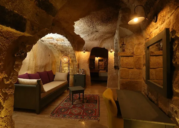 Acropolis Cave 4*