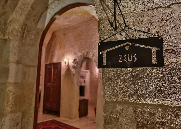 Hotell Acropolis Cave